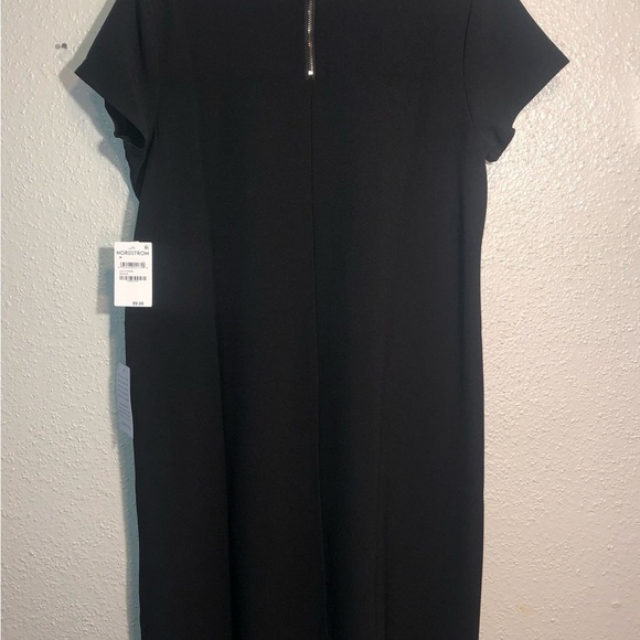 CHELSEA 28 Medium Size Dress N.W.T. Solid Black Short Sleeve - Picture 5 of 7